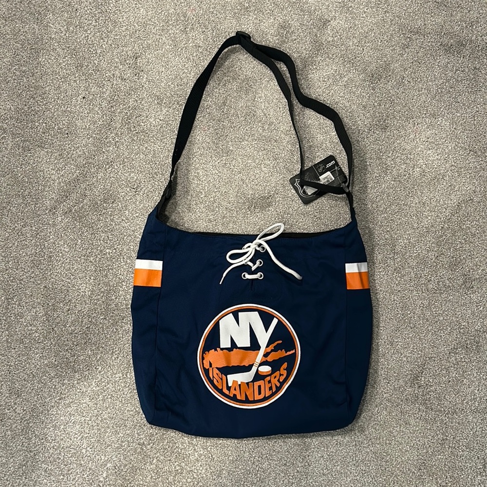 New York Islanders Tote Bag
